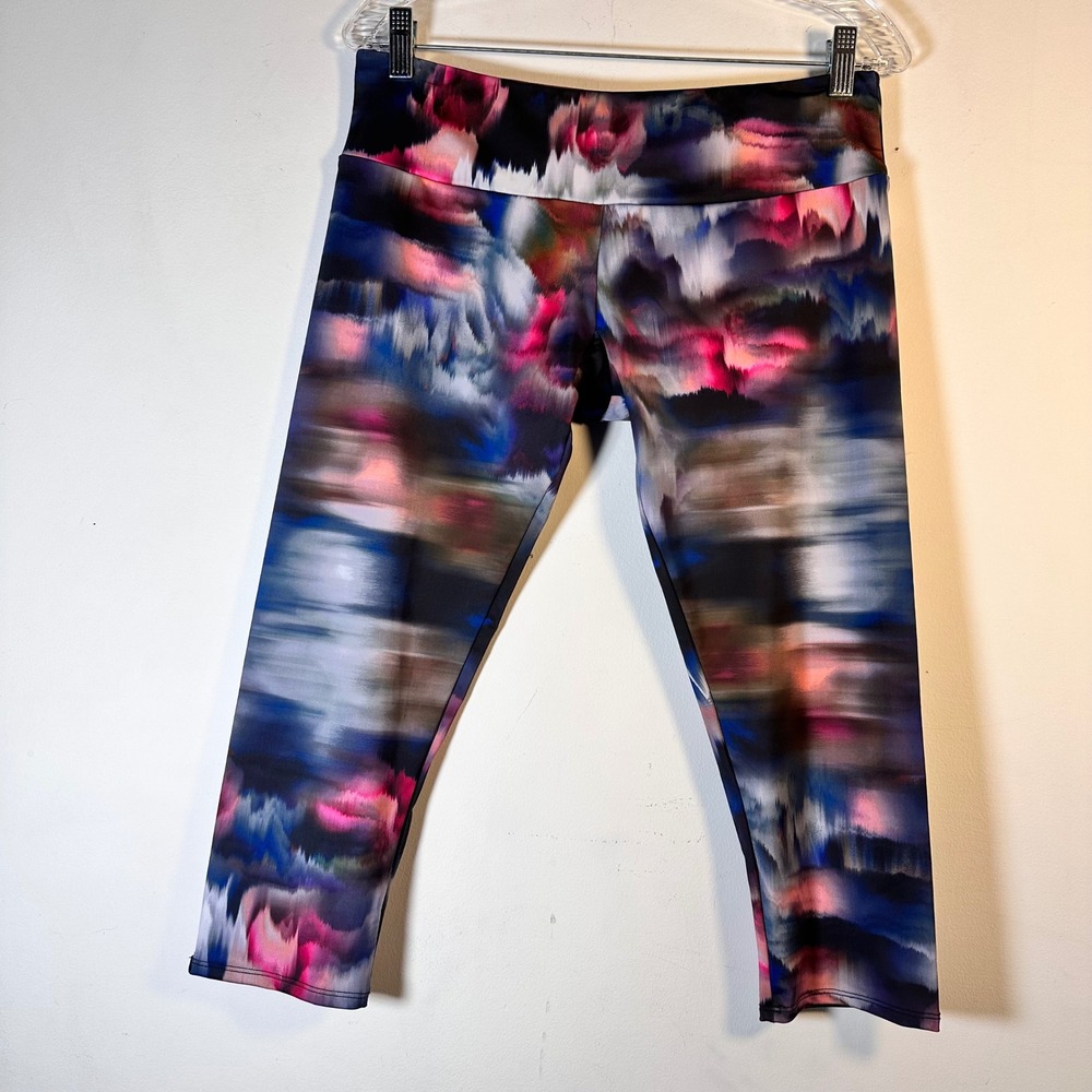 Onzie Flow Capri Pants Large Abstract‎ Blurred Floral Print Leggings 202-FAST-LL